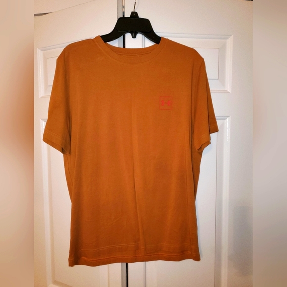 Under Armour Racing Tee - Picture 2 of 3